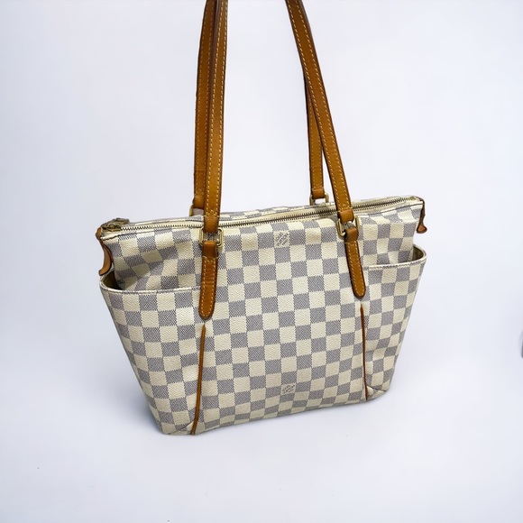 Louis Vuitton Totally PM - Picture 10 of 10